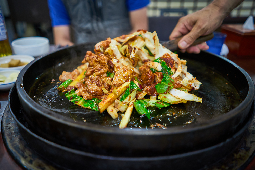 용화동에 위치한 춘천명동닭갈비