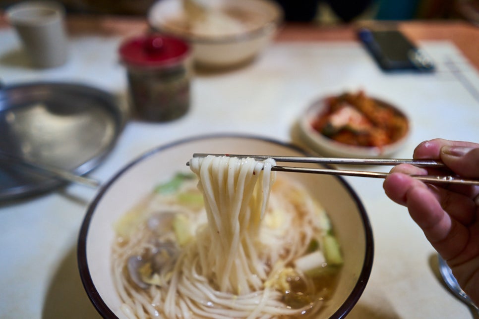 아산 노포 칼국수 맛집  그시절 추억의 맛 유림분식